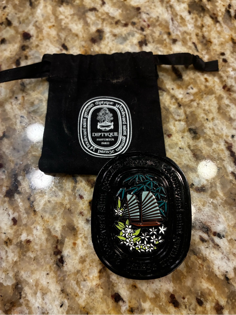 Diptique Do Son solid case - Picture 2 of 3